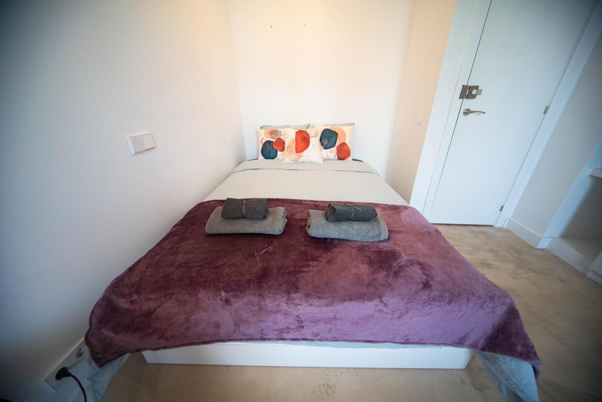 Hostal Sagrada Familia Private *