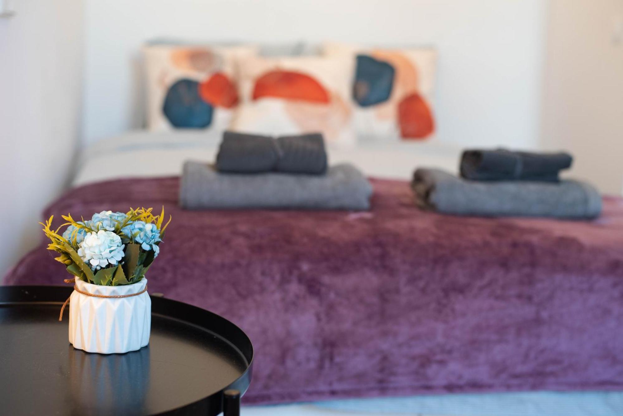 Albergue Sagrada Familia Private *